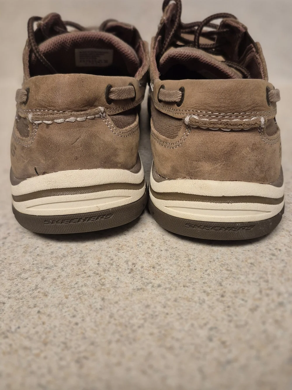 Skechers Relaxed Fit Men’s Size 8.5 Brown Suede Boat Shoes with Lace-Up Detail